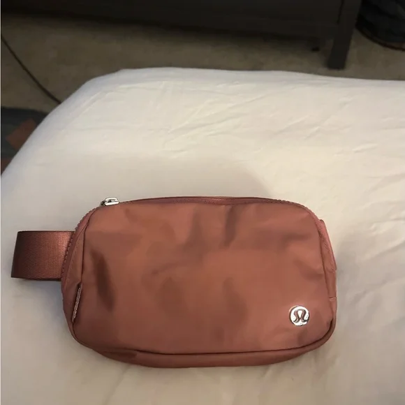 lululemon athletica Deep Mauve Pink Bag - Picture 3 of 7